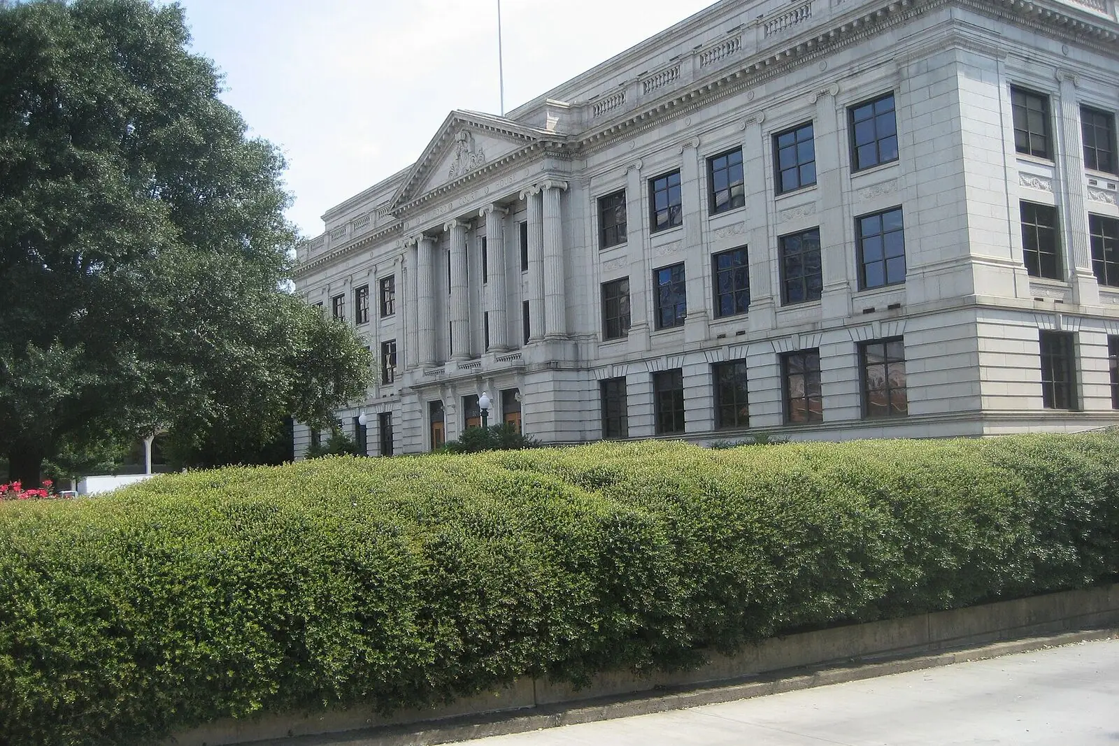 Courthouse building serving Guilford County, North Carolina